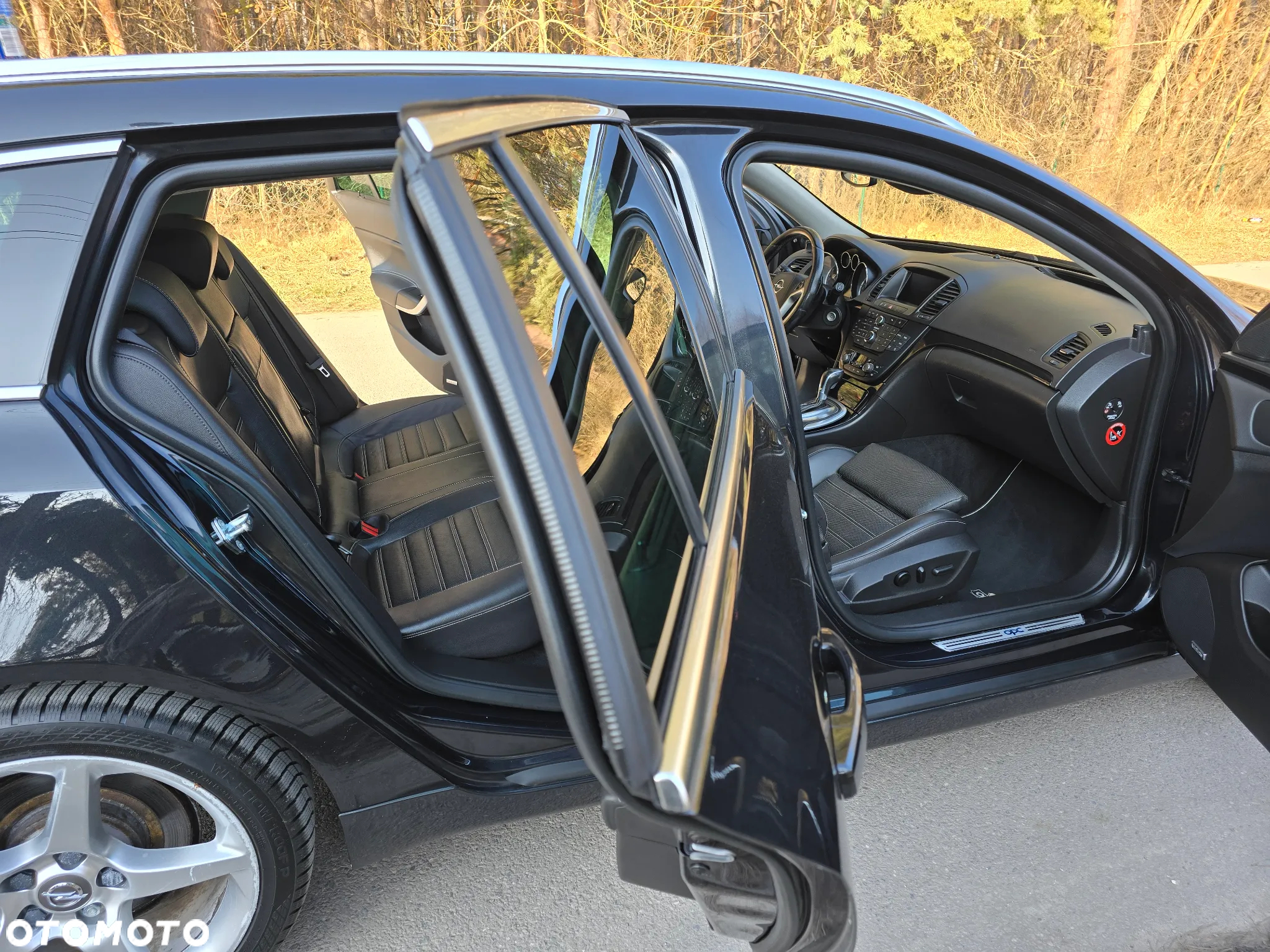 Opel Insignia 2.8 V6 Turbo Sports Tourer 4x4 Automatik OPC - 16