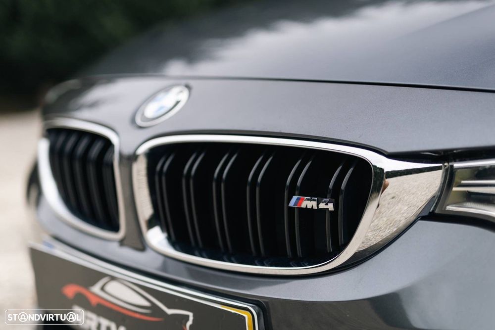 BMW M4 Auto - 41