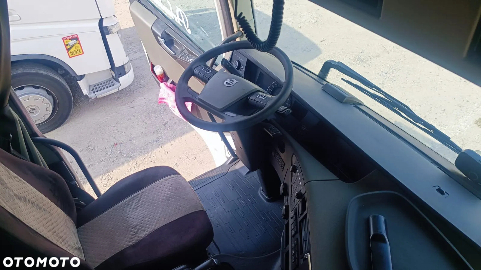 Volvo FH4 500 KM Low Deck Mega - 7