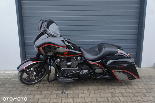 Harley-Davidson Touring Street Glide