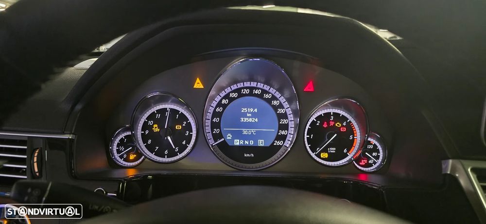 Mercedes-Benz E 250 CDi Avantgarde BlueEfficiency Auto. - 13