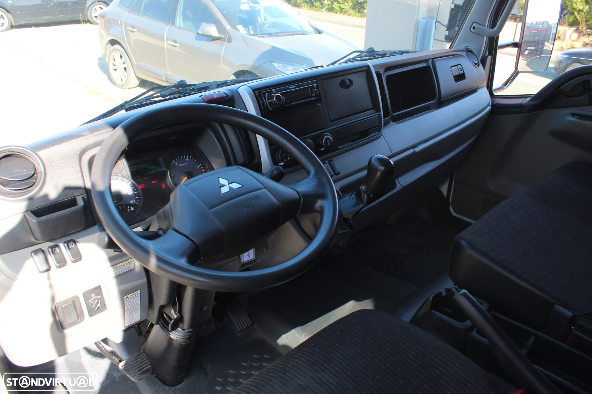 Mitsubishi FUSO CANTER 3C13 CONTENTOR // 2022 - 10