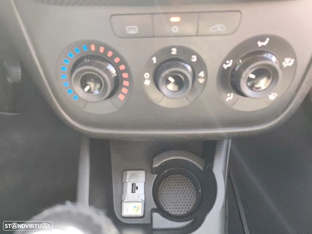 Fiat Punto Evo 1.4 Dynamic - 16