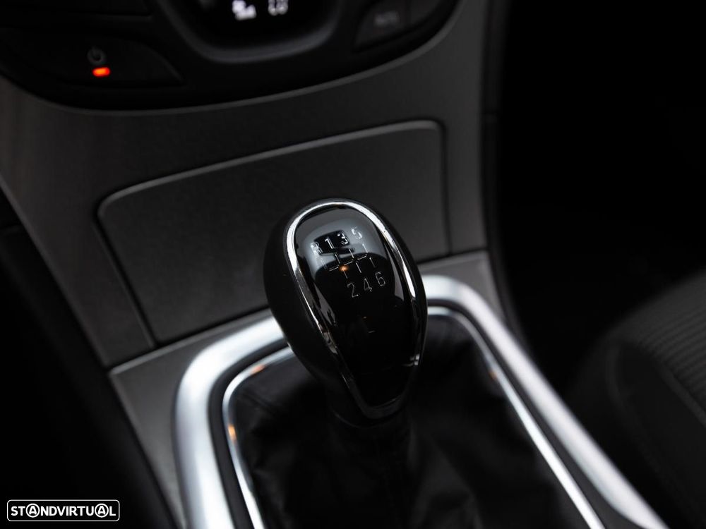 Opel Insignia Sports Tourer - 19