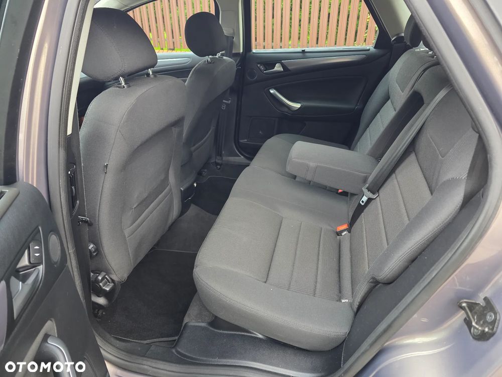 Ford Mondeo 2.2 TDCi Sport - 26