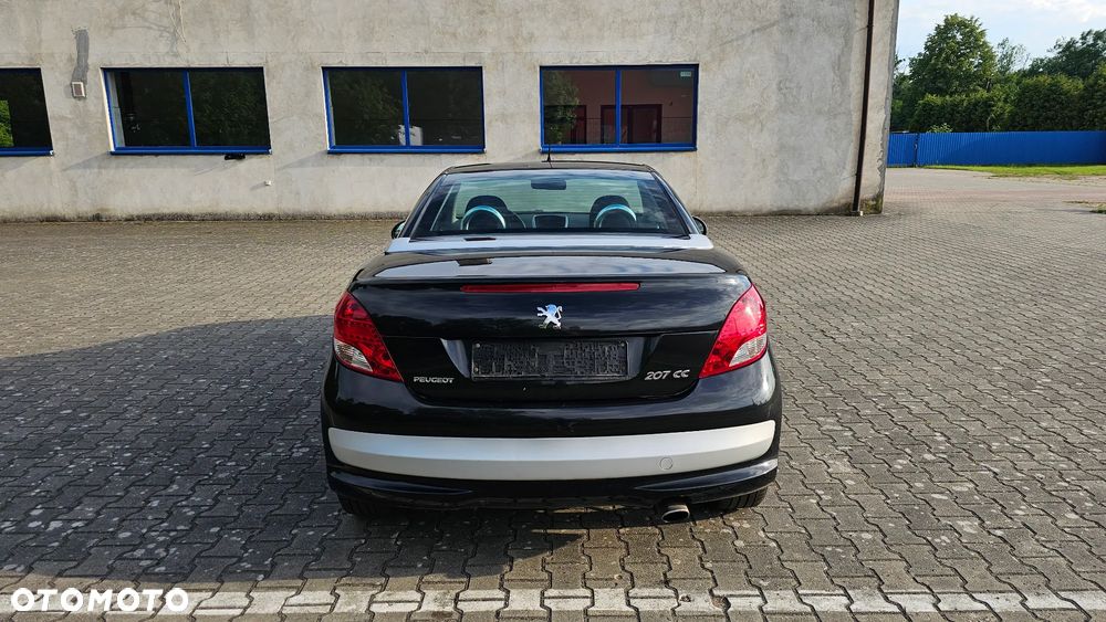 Peugeot 207 - 32
