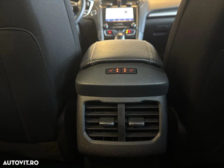 Ford Mondeo 2.0 HEV Trend - 21