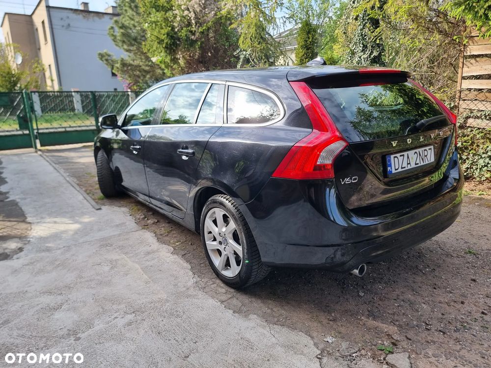 Volvo V60 D3 Kinetic - 11