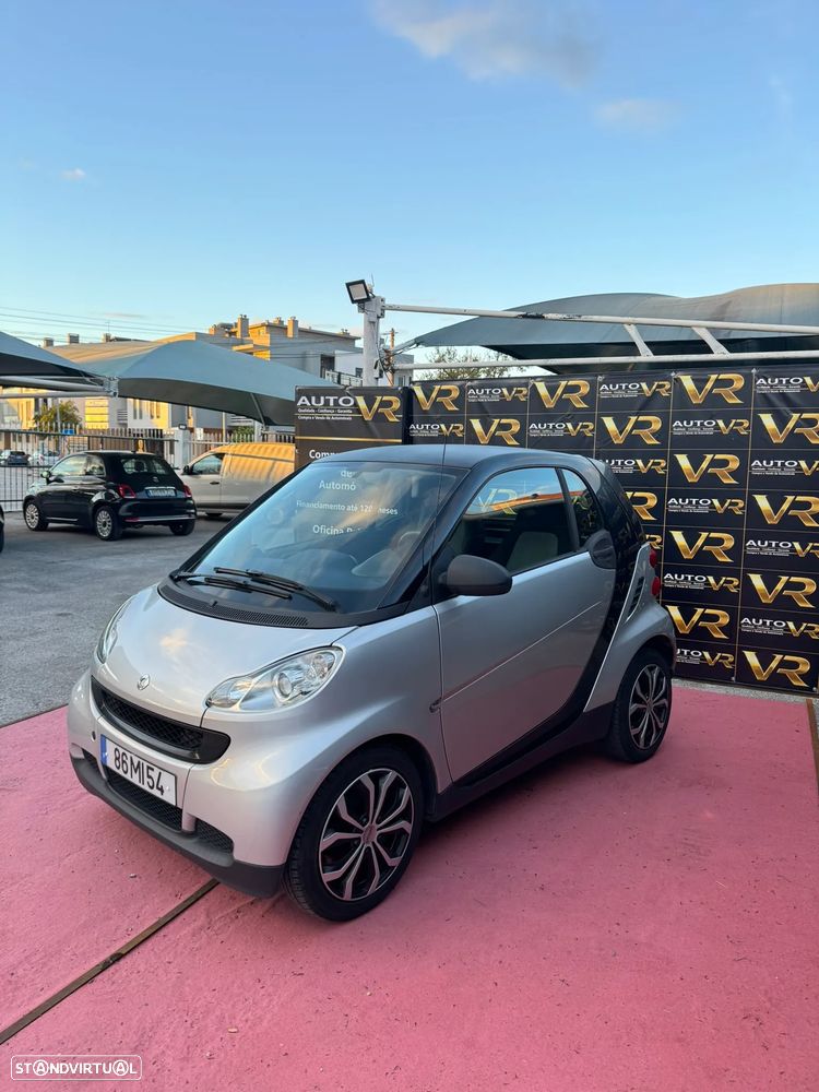 Smart ForTwo Coupé 1.0 mhd Pure 61 Softouch - 3