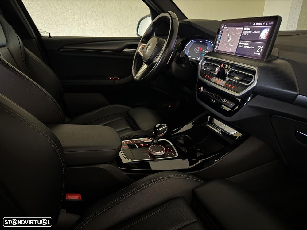 BMW X3 30 e xDrive Pack M — fotografia 22