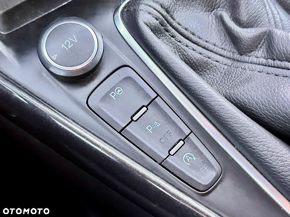 Ford Mondeo - 23
