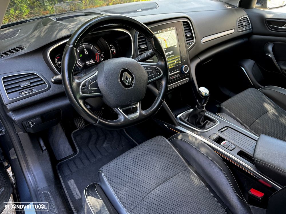 Renault Mégane 1.5 Blue dCi Bose Edition - 9