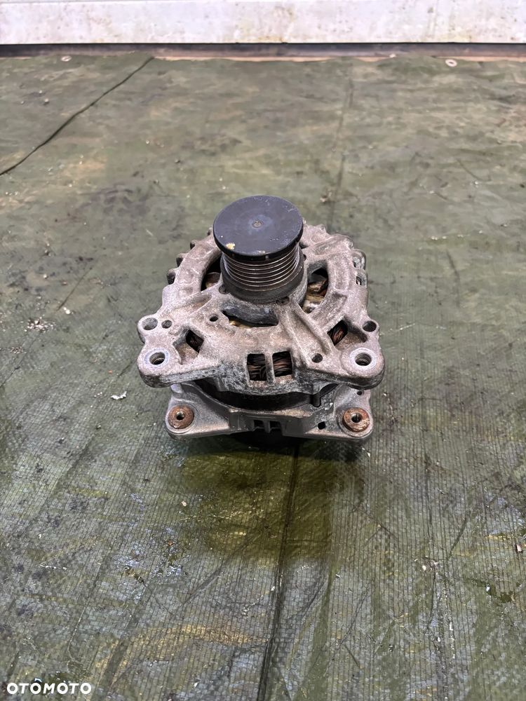 Skoda Octavia IV VW Audi Alternator 03L903017E - 3