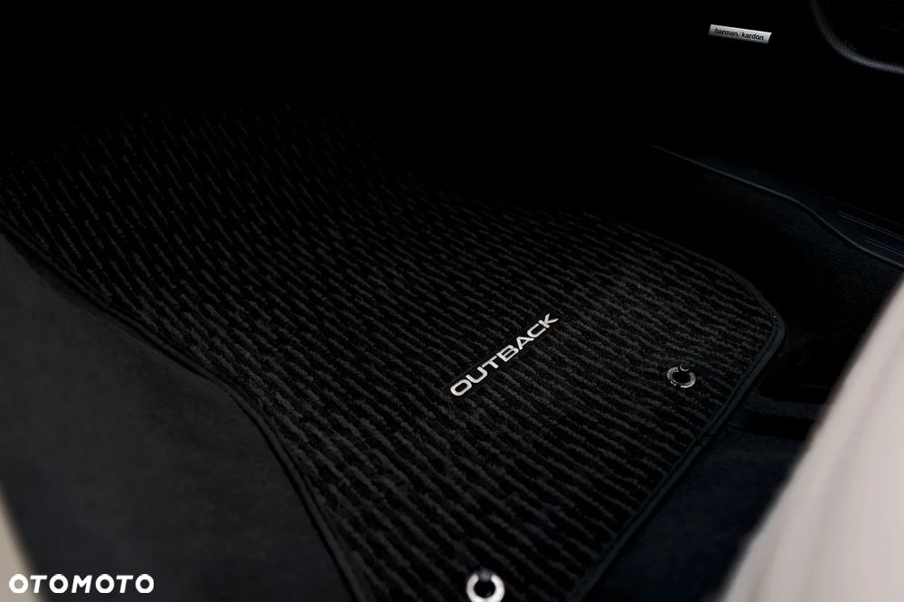 Subaru Outback - 30