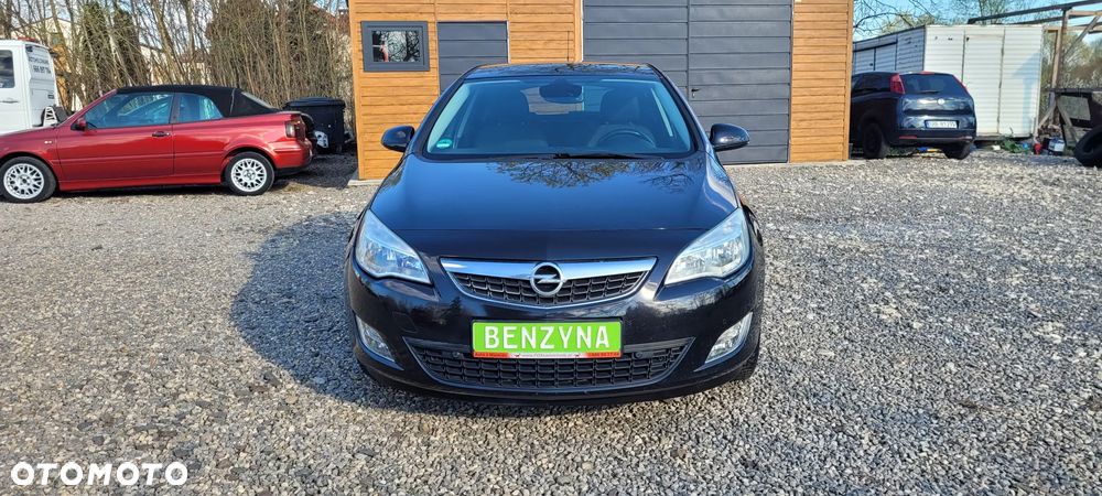 Opel Astra 1.4 ecoFLEX - 28
