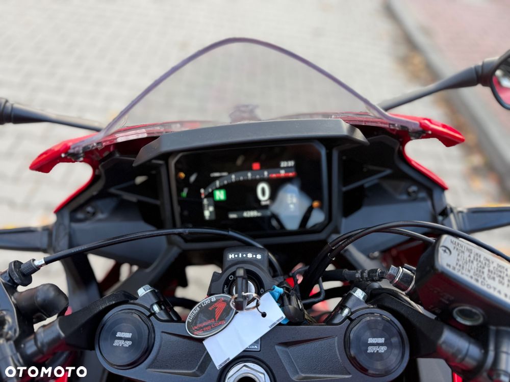 Honda CBR - 29