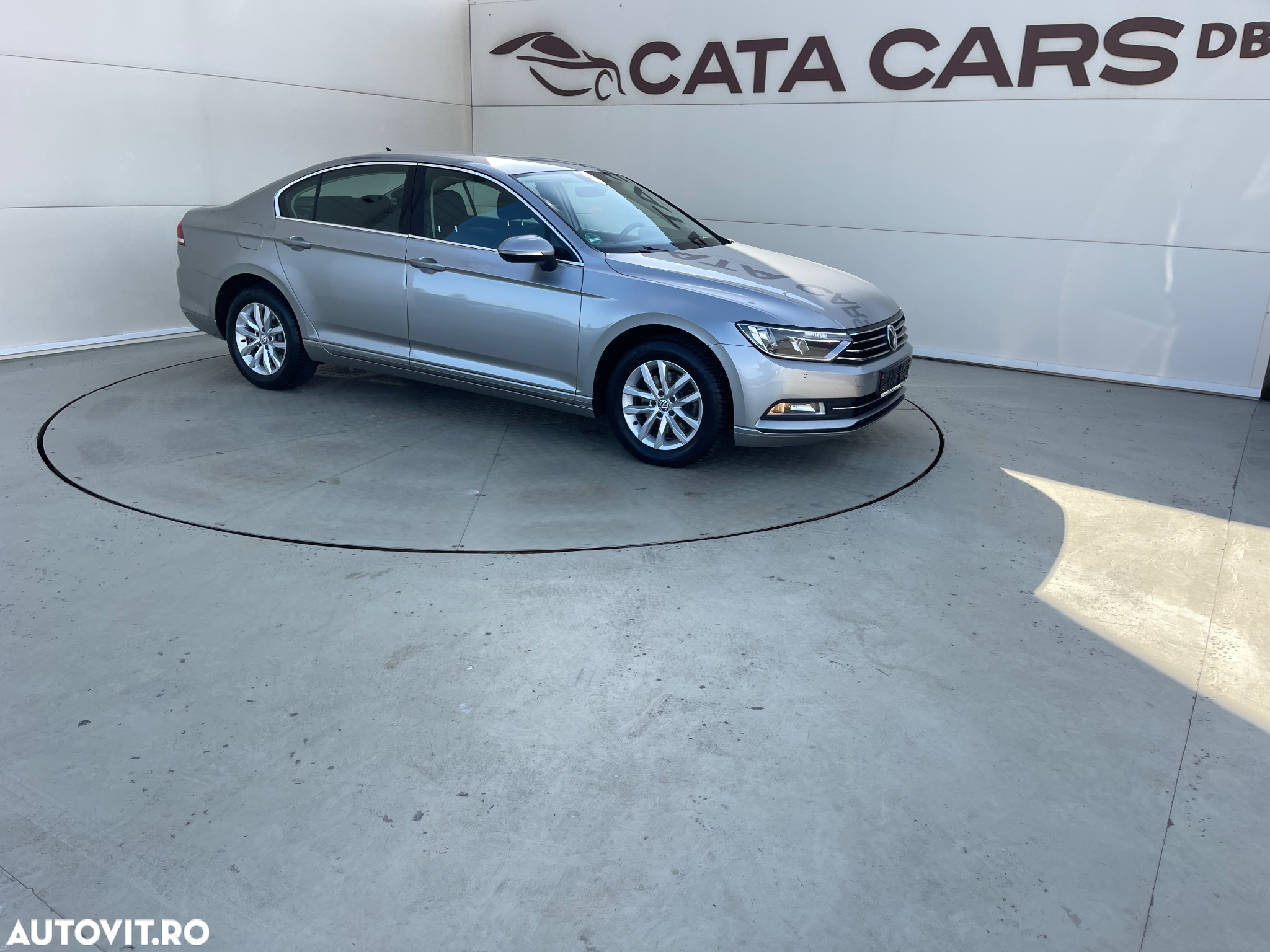 Volkswagen Passat - 19