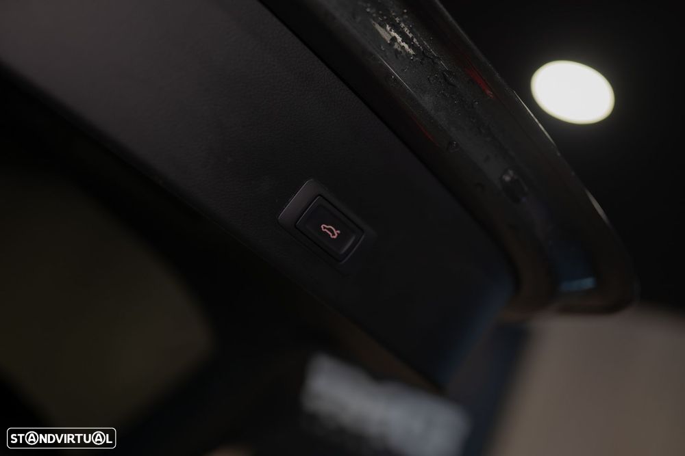 Audi A6 Avant 2.0 TDi S-line S tronic - 37