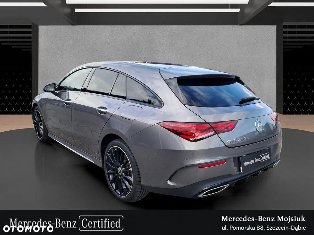 Mercedes-Benz CLA - 5