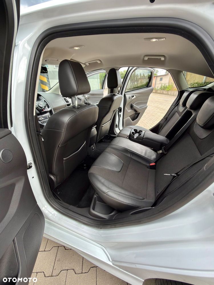 Ford Focus 1.0 EcoBoost ST-Line Black ASS - 38