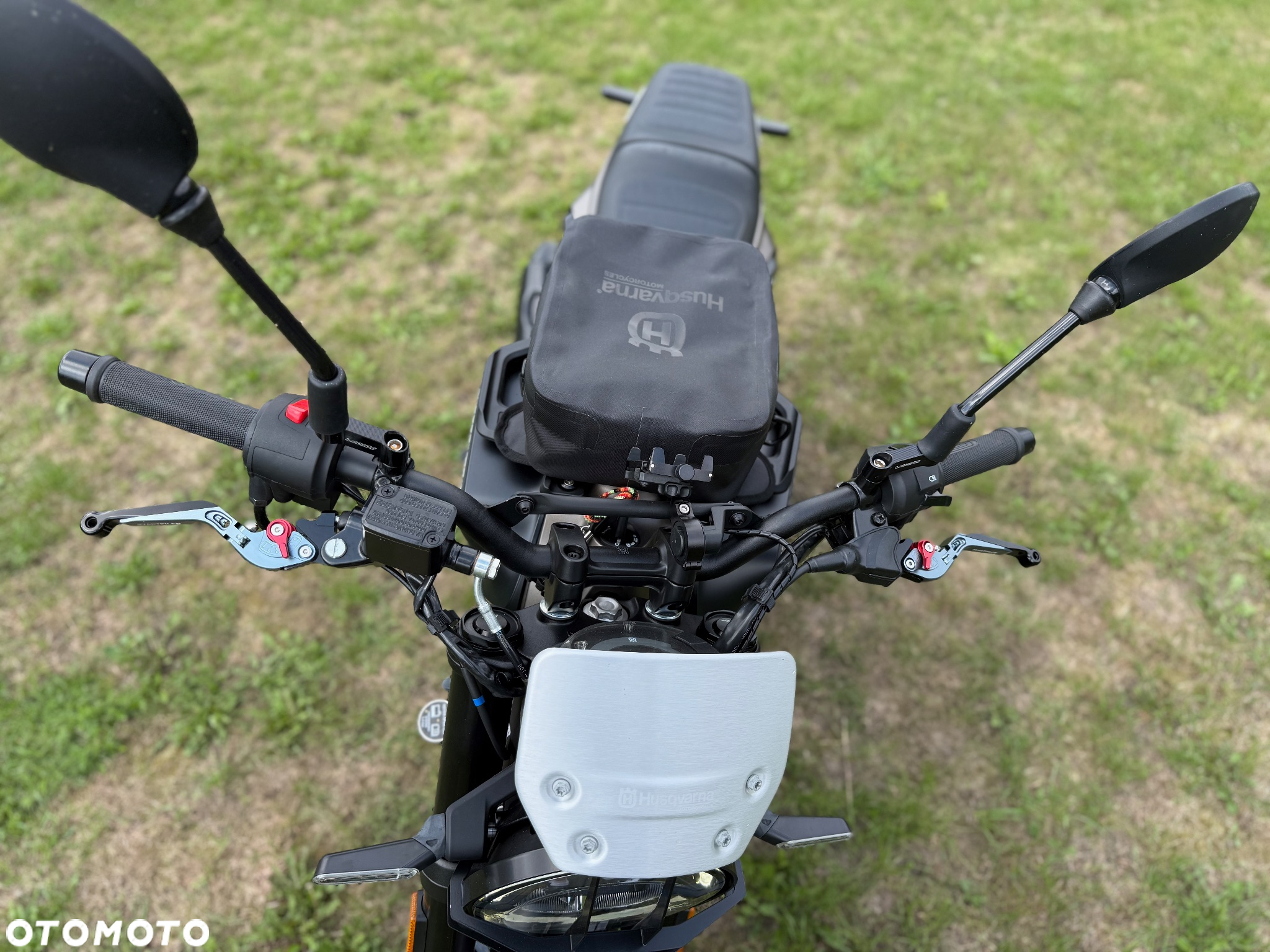 Husqvarna Svartpilen - 6