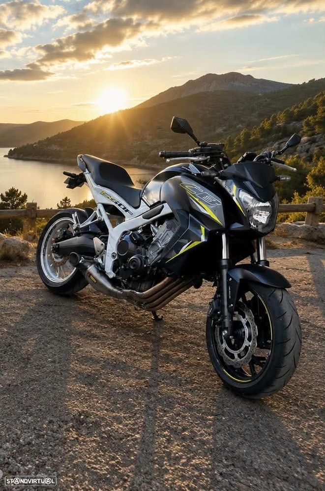 Honda CB 650F Akrapovic - 3