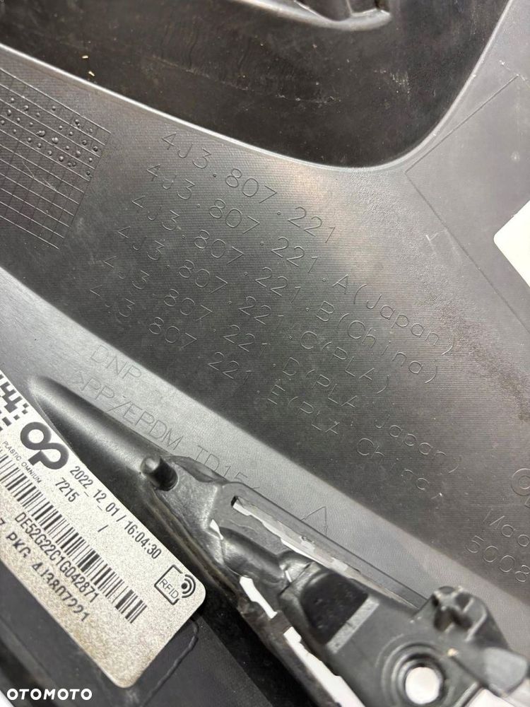 Audi E-Tron GT RS 4J3 Zderzak Przód Przedni 4J3807221 - 16