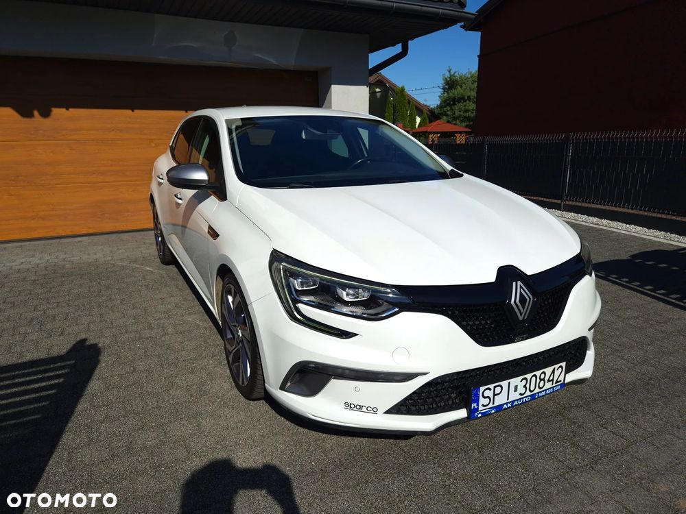 Renault Megane 1.6 TCe GT EDC - 11