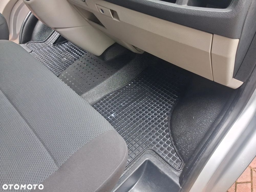 Volkswagen Transporter 4MOTION - 12