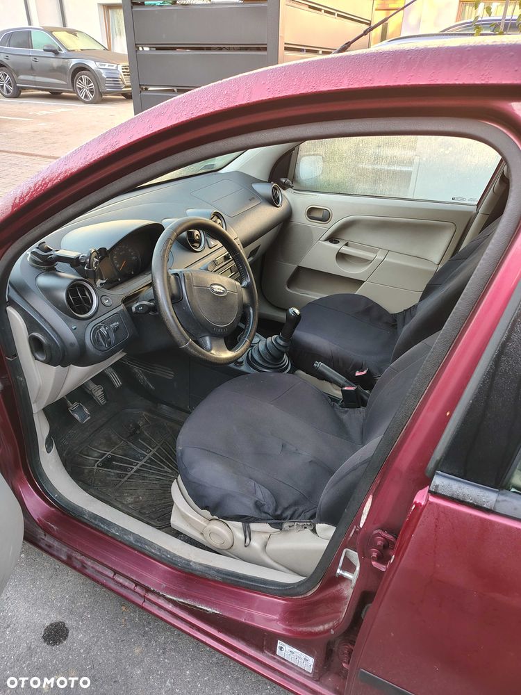 Ford Fiesta - 4