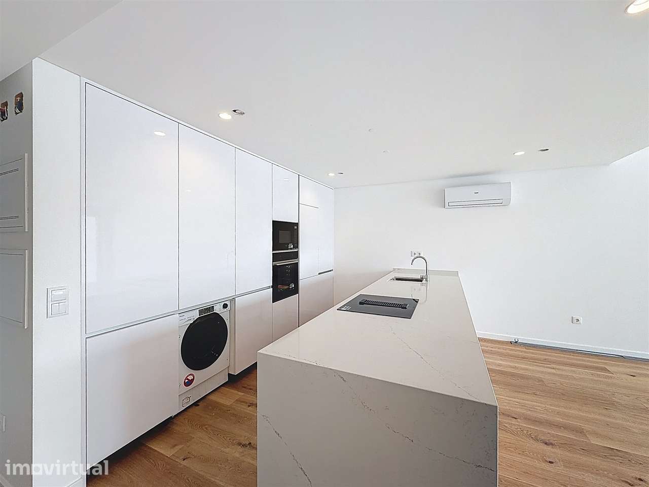 Apartamento T1+1 no centro da cidade - Grande imagem: 5/21