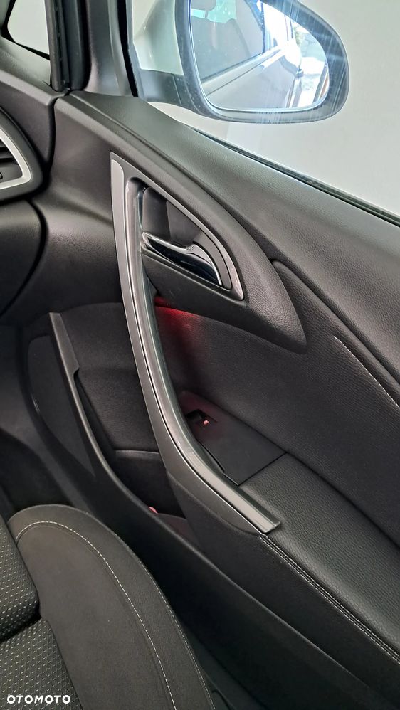 Opel Astra 1.7 CDTI Sport - 11