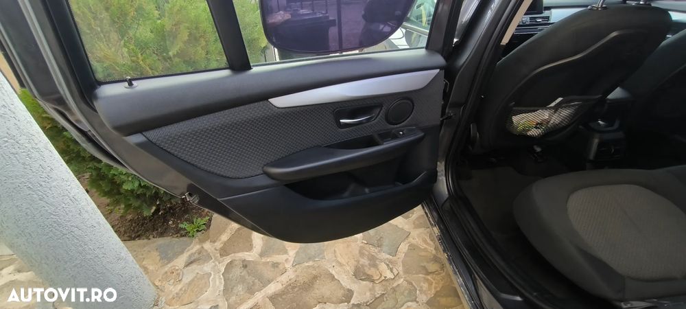 BMW Seria 2 218d Aut. - 17