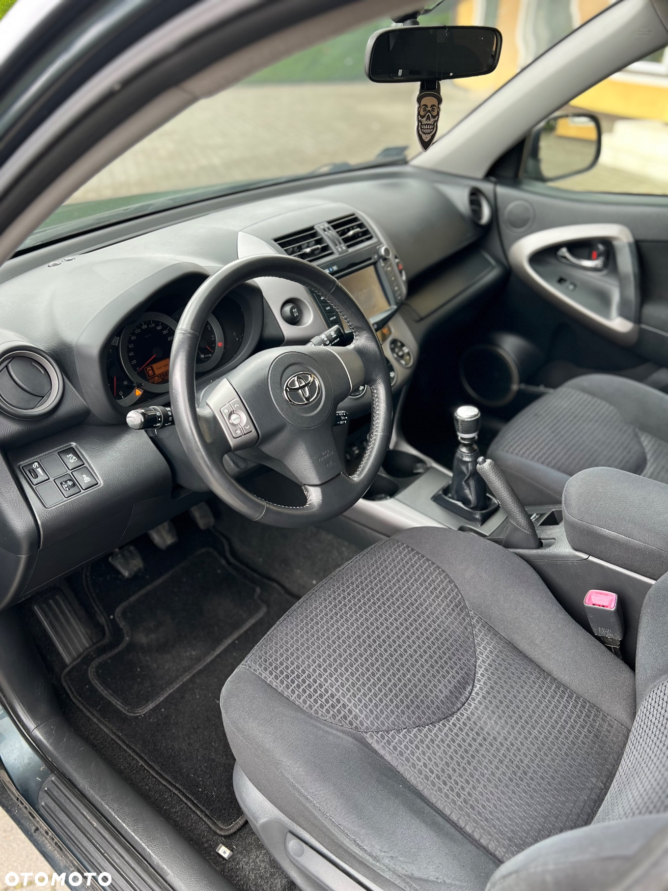 Toyota RAV4 2.2 D-4D X - 8