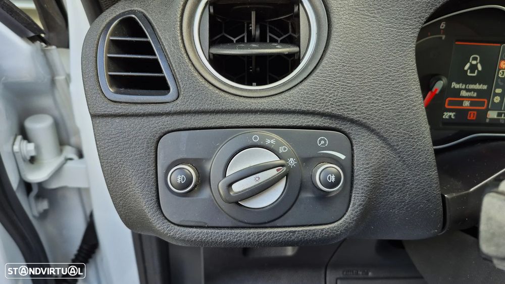 Ford S-Max 2.0 TDCi Titanium 7L - 19