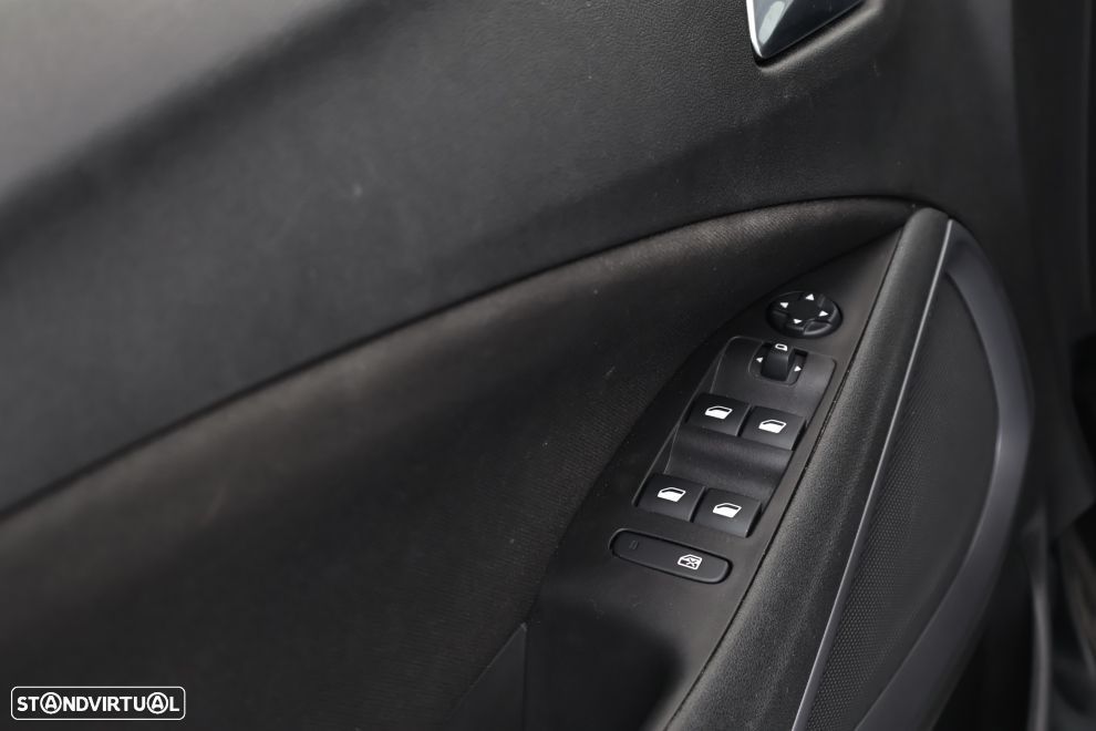 Opel Crossland 1.2 T Edition - 25