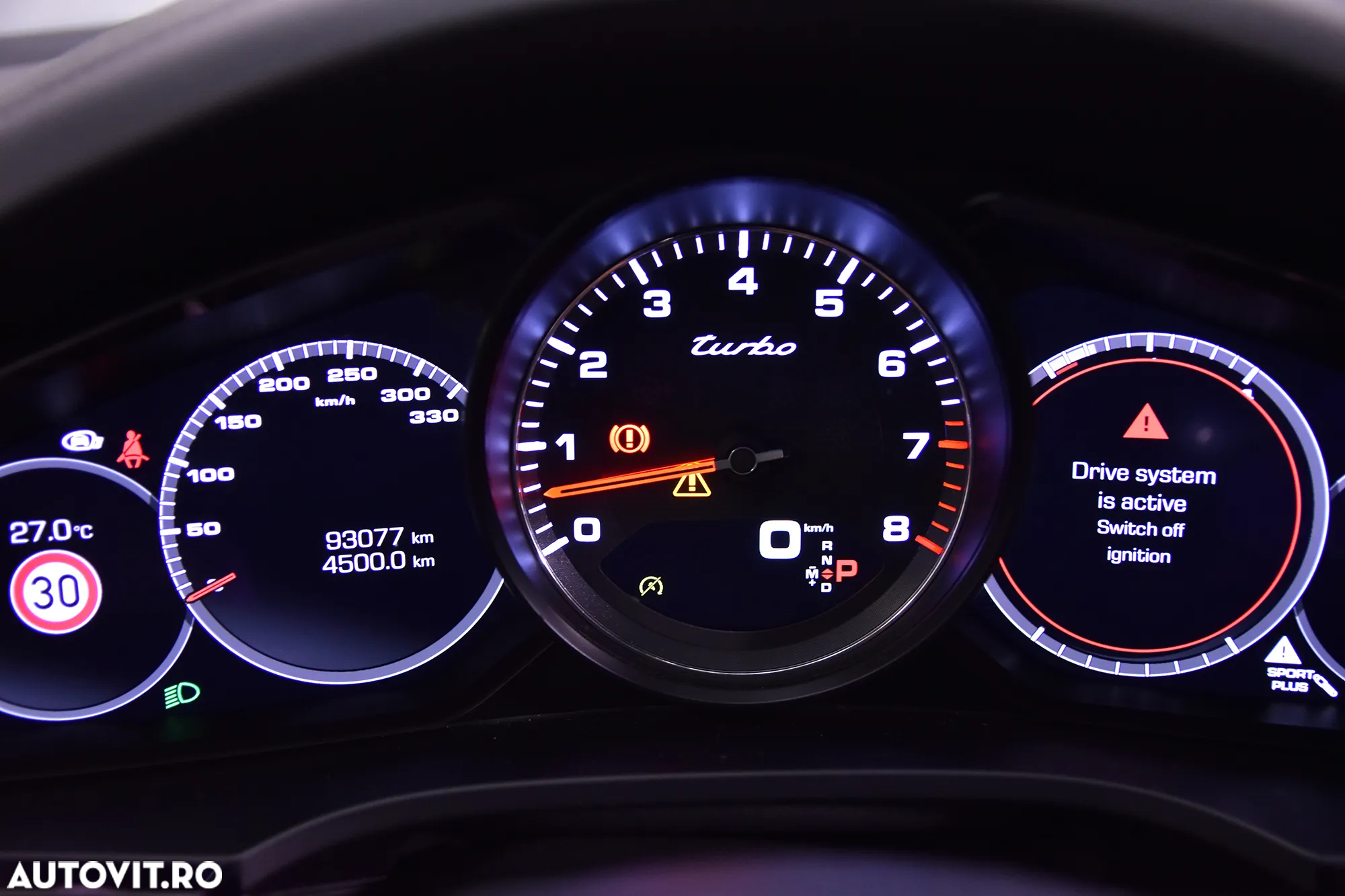 Porsche Cayenne Coupe Turbo - 10