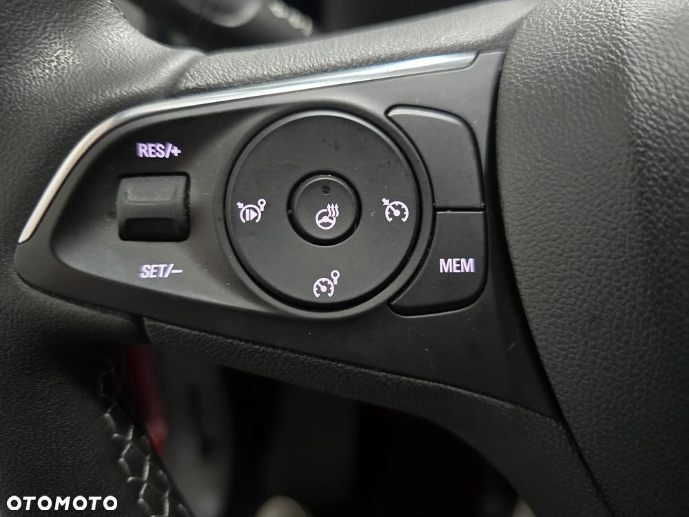 Opel Grandland 1.2 DI GS Line - 26
