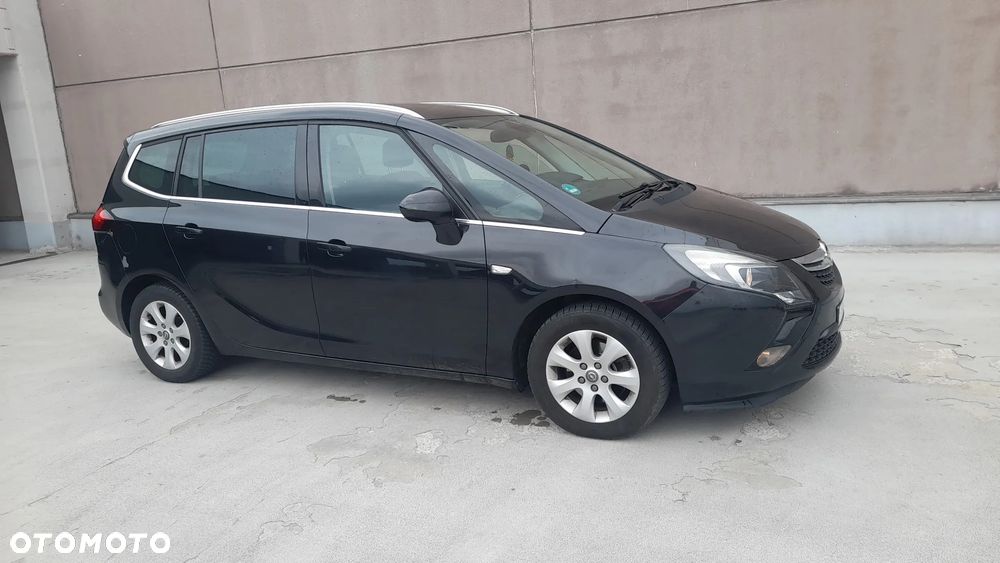 Opel Zafira - 9