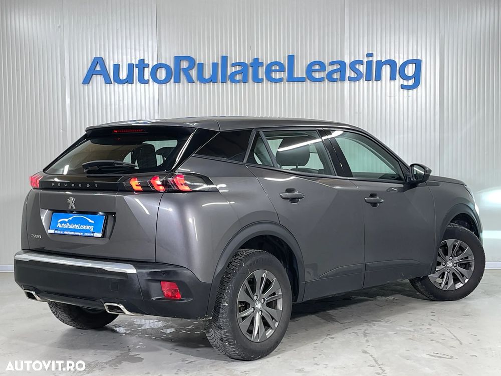 Peugeot 2008 PureTech 130 EAT8 Active - 4