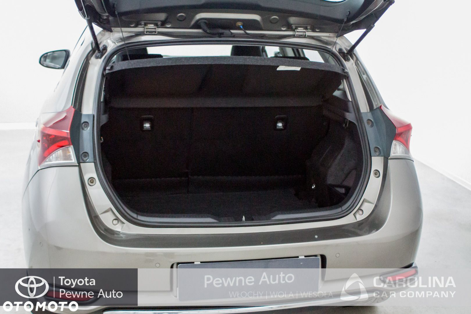Toyota Auris - 13