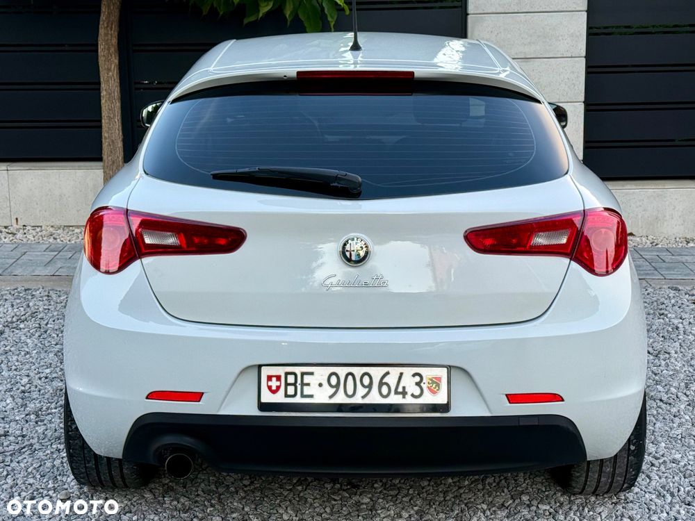 Alfa Romeo Giulietta 1.4 TB 16V Multiair Collezione - 11