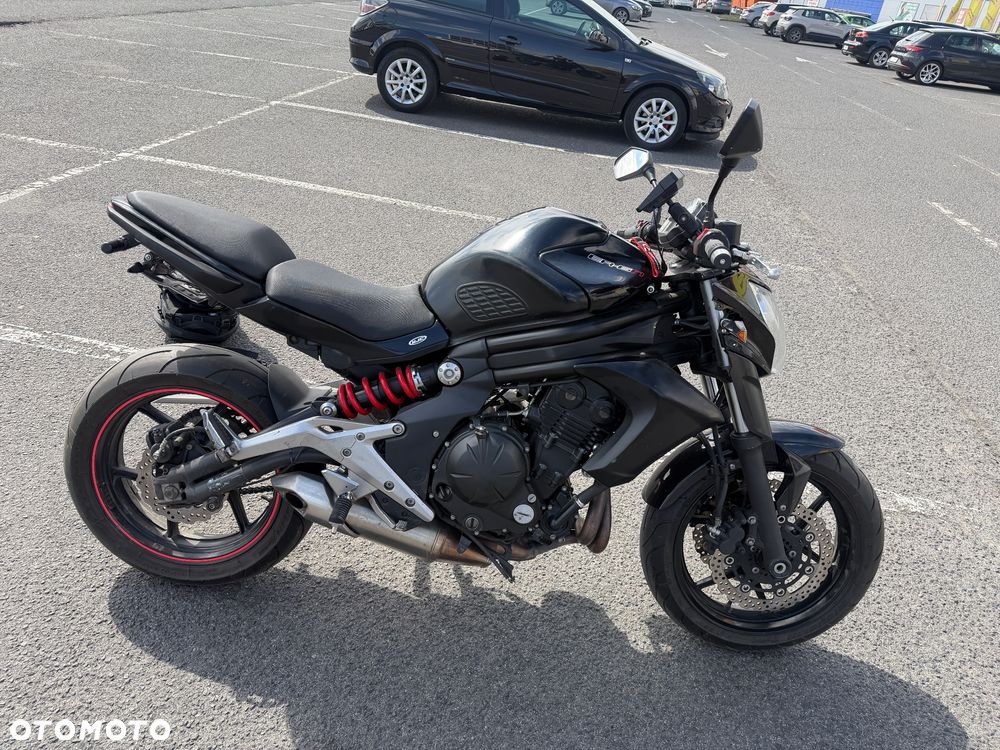 Kawasaki ER - 8