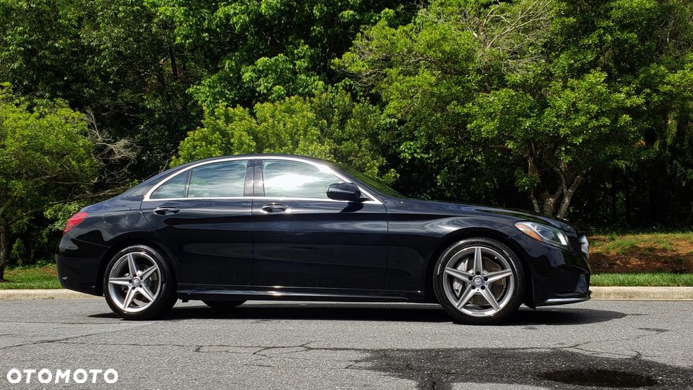 Mercedes-Benz Klasa C 300 7G-TRONIC AMG Line - 7