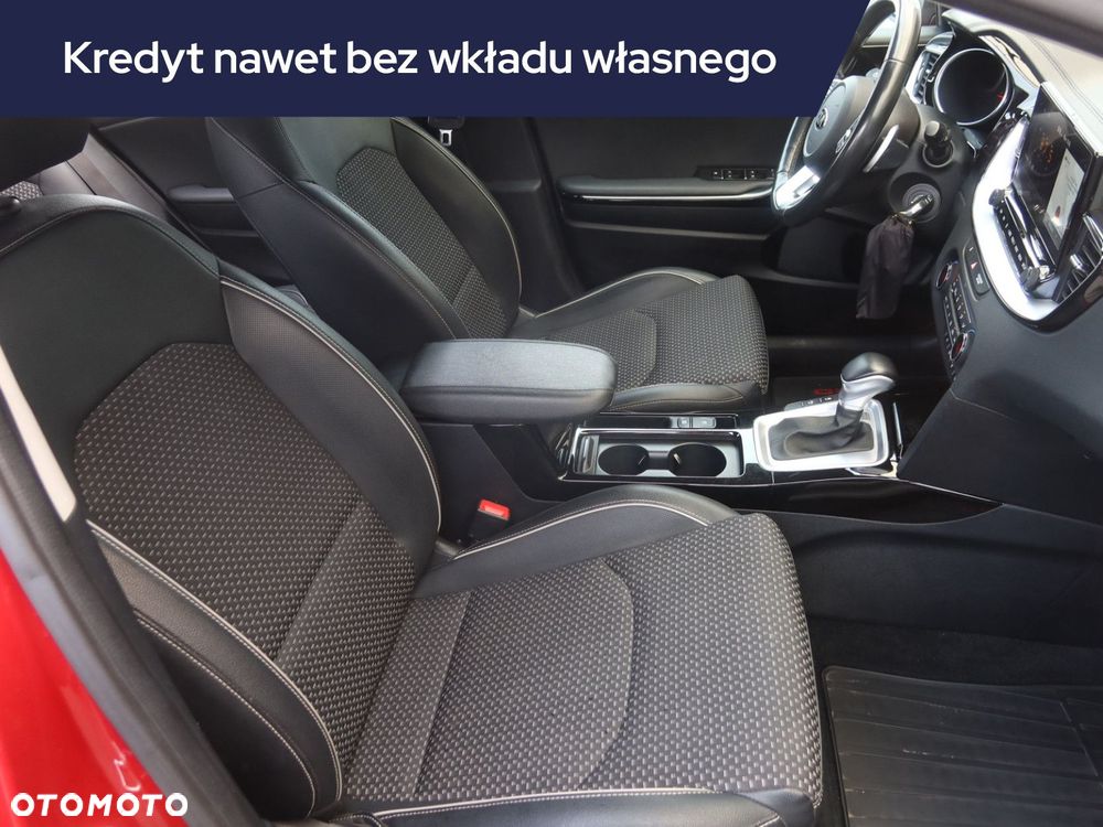 Kia Ceed - 11