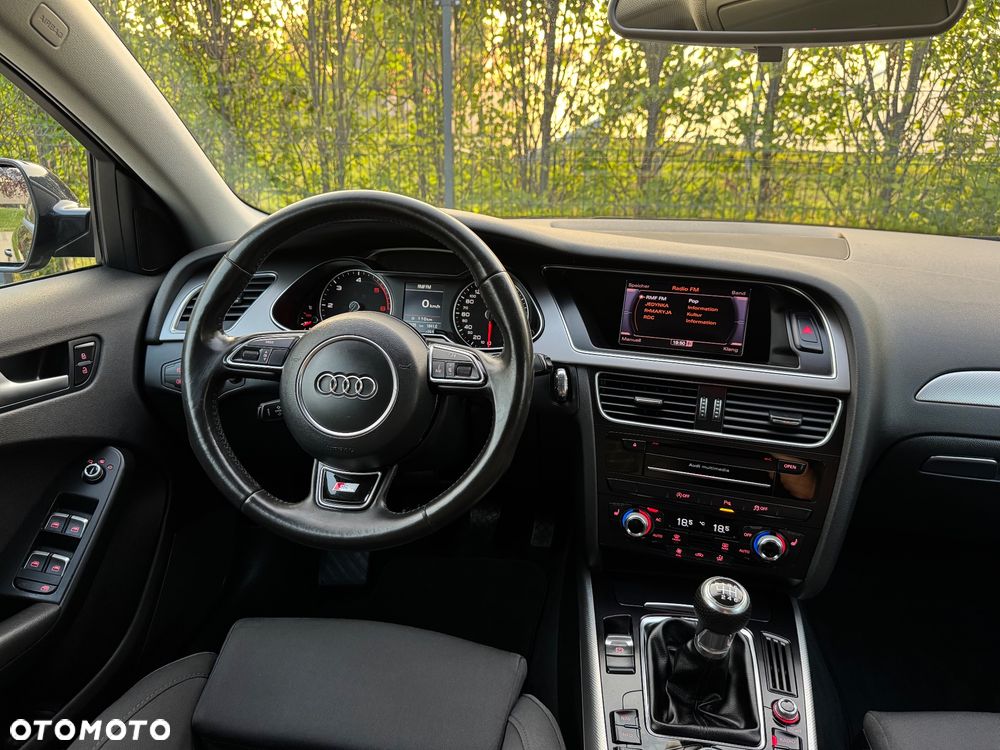 Audi A4 Avant 2.0 TDI DPF S line Sportpaket - 7