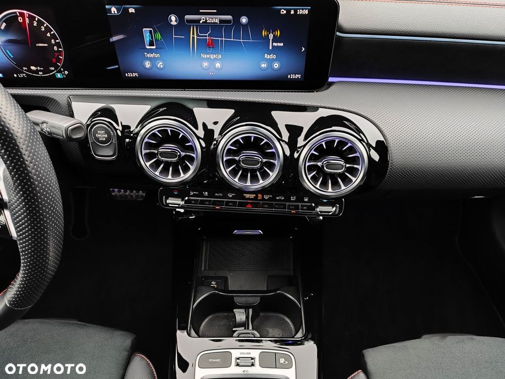 Mercedes-Benz CLA - 19