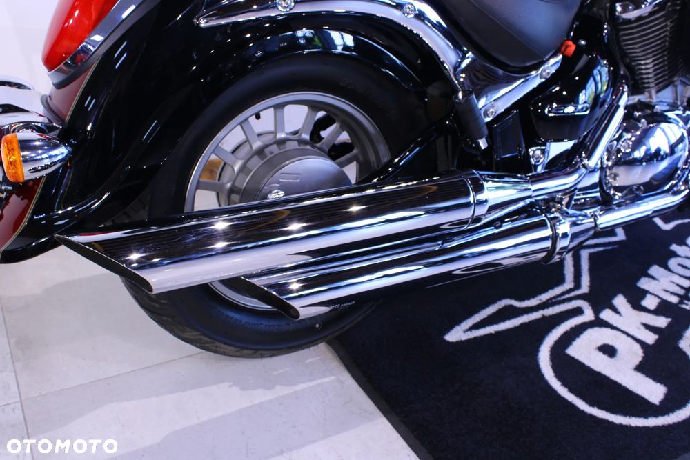 Suzuki Intruder - 27
