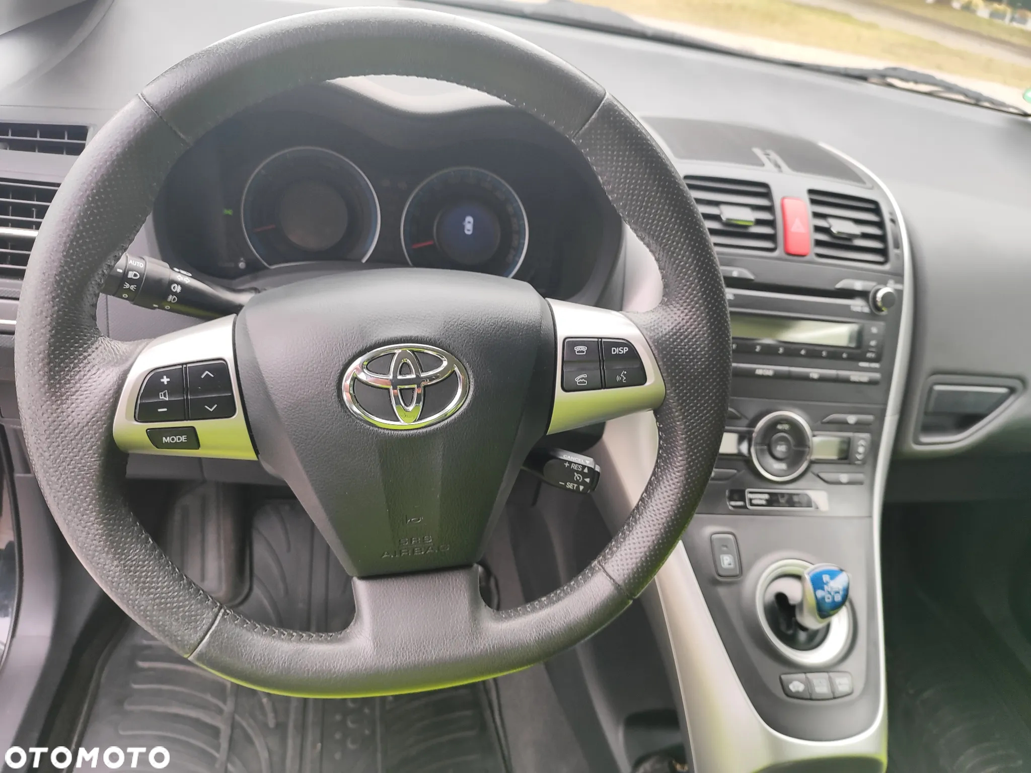Toyota Auris - 4