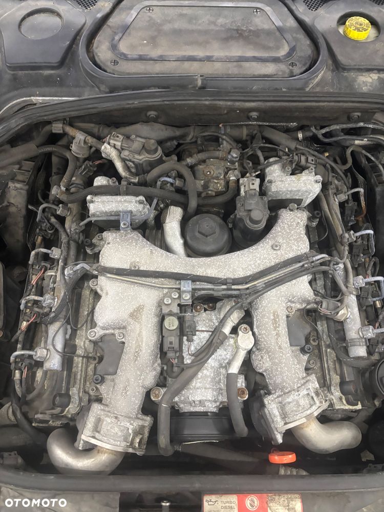 AUDI A8 D3 CZESCI 4.2 TDI - 3